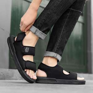 Sandales <span class=keywords><strong>pour</strong></span> <span class=keywords><strong>diabétiques</strong></span> extra larges et confortables <span class=keywords><strong>pour</strong></span> hommes et femmes Pantoufles confortables et antidérapantes <span class=keywords><strong>pour</strong></span> personnes âgées avec des <span class=keywords><strong>pieds</strong></span> sensibles à l'enflure - Product Image 1