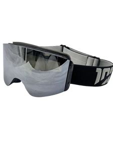 Gafas de Esquí y Ciclismo para Adultos, Hombres y Mujeres, con Doble Capa Antivaho, Succión Magnética, Espejo de Visión Cercana, de China - Product Image 3