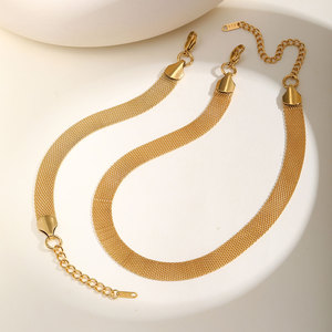 Collier à bracelet en <span class=keywords><strong>maille</strong></span> en acier inoxydable pour femmes doré Style européen américain All-Match Fashion Clavicule Chain Jewelry Set - Product Image 1