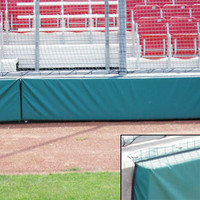 Maßgefertigte Rückwand für Baseballfelder mit Kettengliederzaun-Polsterung