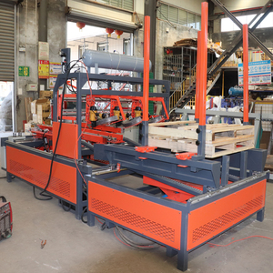 Máquina semiautomática para hacer palés de madera, con apilamiento - Product Image 3