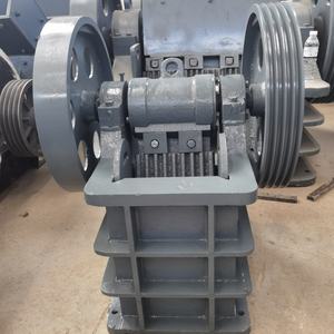 Trituradora de Mandíbulas Pequeña Usada, Trituradora de Mandíbulas PE250A400 de Segunda Mano con Máquina de Cribado en Venta - Product Image 5