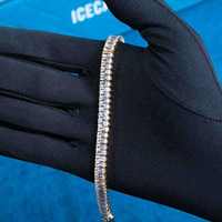 Pulsera de Eslabones Cubanos de Plata de Ley 925 con Diamante Moissanita Cultivado en Laboratorio, Acabado Liso