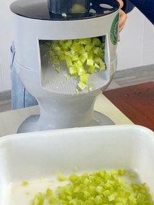 Cortadora de Verduras Multifuncional de Acero Inoxidable, Práctica para Cortar en Cubos, Picar, Rebanar y Hacer Papas Fritas, para Uso Comercial - Product Image 5