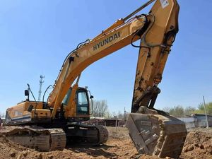 Excavatrice Hyundai 305LC-9T d'occasion à bas prix Excavatrice sur chenilles Hyundai 305LC-9T d'occasion en vente chaude - Product Image 3