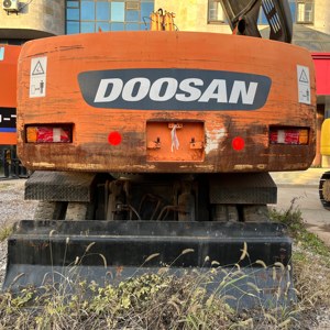 รถขุดไฮดรอลิกแบบมีล้อ DOOSAN DH210W-7 มือสอง ปี 2022 เครื่องยนต์เดิม เหมาะสำหรับผู้รับเหมา บริษัทให้เช่า และธุรกิจก่อสร้าง - Product Image 3