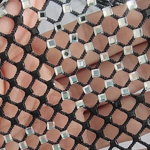 Pietre Quadrate Nere e Argento Miste Esclusive con Cristalli <span class=keywords><strong>Swarovski</strong></span> - Product Image 3