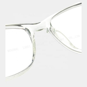 <span class=keywords><strong>Gafas</strong></span> con Marco Cuadrado que Cambia <span class=keywords><strong>de</strong></span> Color en Venta, Certificación ISO9001, para <span class=keywords><strong>Ver</strong></span> la Pizarra, Leer Libros y Hacer Tareas Cómodamente - Product Image 5