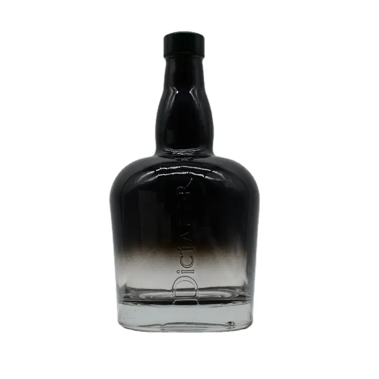 Prezzo di fabbrica personalizzato premium vuoto Spray nero spalla piatta liquore spirito rotondo 700ml vodka whisky bottiglia di vetro con coperchio