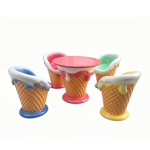Tables et chaises en résine sculptée imperméables pour l'extérieur, personnalisées, avec un design coloré pour la décoration des cafés, vente en gros - Product Image 2