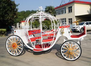 Carruaje de Entrada de Novia Blanco de Cuento de Hadas, Temática de Cenicienta, Carroza de Calabaza con Caballos para la Entrada de la Novia en Venta - Product Image 6