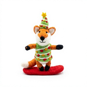 Adorno Navideño de Fieltro Ecológico Hecho a Mano, Zorro Colgante para Árbol, con Gorro y Tabla de Snowboard, Diseño de Animal de Dibujos Animados, para Decoración Interior - Product Image 2