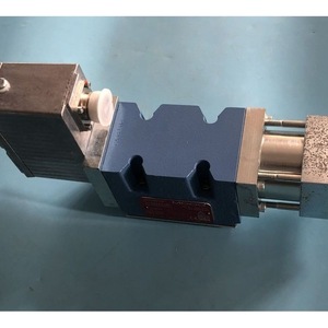 Válvula Servo Moog D634-319C para Maquinaria de Ingeniería y Aplicaciones CNC - Product Image 4