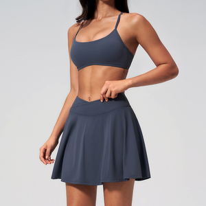 Ensemble de sport 2 pièces pour <span class=keywords><strong>femme</strong></span> : Jupe-<span class=keywords><strong>short</strong></span> de tennis <span class=keywords><strong>avec</strong></span> soutien-gorge de sport dos croisé <span class=keywords><strong>intégré</strong></span> et <span class=keywords><strong>short</strong></span> <span class=keywords><strong>avec</strong></span> poche, idéal pour le yoga et la course à pied - Product Image 3