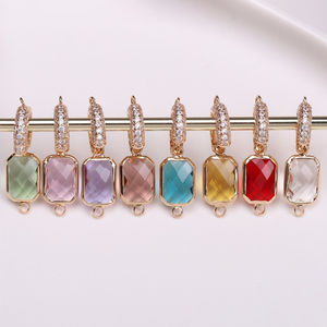 Pendentif octogonal en verre cristal 14x25mm avec monture en <span class=keywords><strong>laiton</strong></span> <span class=keywords><strong>plaqué</strong></span> or, connecteur double anse rectangulaire à facettes pour la fabrication de bijoux - Product Image 3