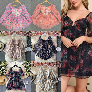 Robe trapèze pour <span class=keywords><strong>femme</strong></span> en soie et organza, à manches bouffantes, longueur genou, taille élastique, motif dessiné à la main, collection Printemps-Été 2026, style plage personnalisé - Product Image 1