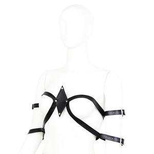 Factory direct sales of adult SM bondage clothing, black genuine leather bra, arm bindings, nightclub performance <b>costumes</b>. - Product Image 3