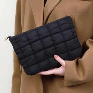 Sac de maquillage multifonctionnel de style coréen avec fermeture éclair en nylon pour un usage quotidien - Product Image 4