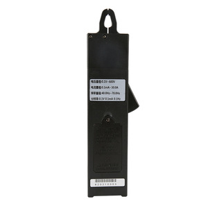 Pince ampèremétrique mini Uni-T UT243B monophasée avec écran LCD de qualité industrielle - Product Image 3