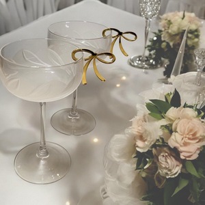 Marcadores <span class=keywords><strong>de</strong></span> Copas <span class=keywords><strong>de</strong></span> Vino con Forma <span class=keywords><strong>de</strong></span> Corbatín Personalizados para Bodas, Despedidas <span class=keywords><strong>de</strong></span> Soltera, Decoraciones <span class=keywords><strong>de</strong></span> Fiestas <span class=keywords><strong>de</strong></span> Cumpleaños, Marcadores <span class=keywords><strong>de</strong></span> Bebidas <span class=keywords><strong>de</strong></span> Acrílico con Lazo Personalizado - Product Image 4