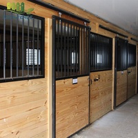 Équipement équestre Écurie portable Écuries en bois portables pour l'extérieur Panneaux d'écurie pour chevaux