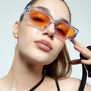 Gafas de Sol Personalizadas de Moda 2022, Color Caramelo Degradado, Azul Naranja, Pequeñas, Estilo Ojo de Gato, para Mujer - Product Image 3