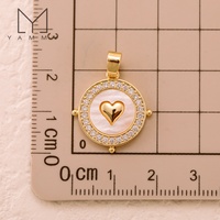 Pendentif Breloque Cœur Classique en Zircon Yammy YHH007, Accessoires de Bijoux Créatifs en Perle Coquillage Plaqué Or 18K