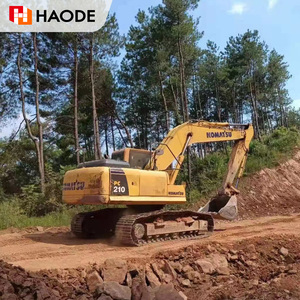 Escavatore Cingolato Usato Komatsu PC210-8 di Alta Qualità con 3900 Ore di Lavoro - Macchina Usata ad Alte Prestazioni - Product Image 2