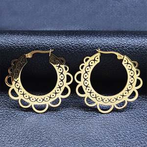 Pendientes de estilo étnico de Venta caliente, pendientes tallados huecos bohemios, pendientes Retro geométricos de acero inoxidable a la moda - Product Image 1