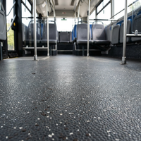 Neue Anpassbare CE-RoHS-konforme Korund-Schmirgel-Bodenbeläge 2mm Rutschfester Langlebiger Busboden für Schulbusse und Wohnmobile