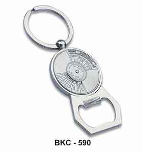 พวงกุญแจโลหะอเนกประสงค์พร้อมที่เปิดขวดและปฏิทิน สำหรับของขวัญส่งเสริมการขายขององค์กร - Product Image 1