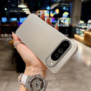 Coque de téléphone mate pour Google Pixel 7 8 9 Pro XL 7 8 9A avec peinture métallisée et finition mate, protection antichoc - Product Image 2