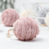 Boule de Noël en fausse fourrure pelucheuse de 5 cm et 6 cm, décoration nordique douce pour sapin de Noël, fête de fin d'année, décoration de la maison