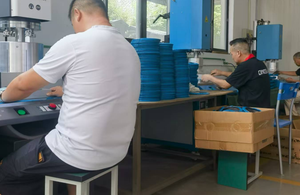 Nettoyeur de <span class=keywords><strong>piscine</strong></span> <span class=keywords><strong>solaire</strong></span> à ions en acier inoxydable et PVC durable, économe en énergie, <span class=keywords><strong>pour</strong></span> piscines et enfants - Product Image 4