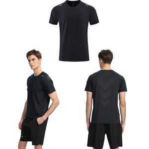 Venta caliente Medias de gimnasio de compresión de verano para hombres Camisetas de cuello redondo de secado rápido que debe <span class=keywords><strong>comprar</strong></span> para estudiantes universitarios y culturistas - Product Image 3