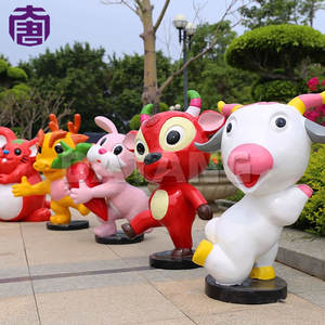 Lampe décorative en fibre de verre à motif de dragon du zodiaque 3D pour extérieur, idéale pour les parcs, les places, les villas et les paysages de vacances. - Product Image 2