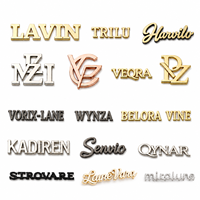 Plaque de logo personnalisée en lettres métalliques séparées, plaqué or noir mat, petite étiquette de marque, fabrication OEM pour nouveaux sacs à main de créateurs