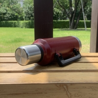 Grande capacité 1400 ml Thermos en acier inoxydable à double paroi Isolation thermique 12-24h Écologique Poignée de transport Tasse de voyage