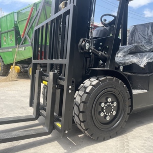 Miễn phí vận chuyển 3 tấn xe nâng DIESEL 4 bánh ổ đĩ<span class=keywords><strong>a</strong></span> trang trại tất cả các đị<span class=keywords><strong>a</strong></span> hình xe nâng off <span class=keywords><strong>road</strong></span> đị<span class=keywords><strong>a</strong></span> hình gồ ghề Kính thiên văn xe nâng - Product Image 2