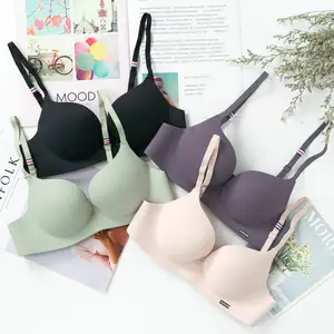 New French One-piece Wire Free Bra Women's Thick Cup Breasts Gathered Underwear