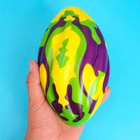 Ballon anti-stress de football en mousse PU imprimé rayé flamme avec logo personnalisé – Cadeau promotionnel pour fête