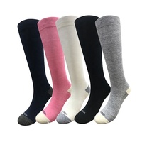 Nouvelles chaussettes de compression athlétiques respirantes et antibactériennes en fibre de bambou, hauteur genou, élastiques, pour usage quotidien 2025