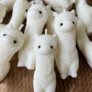 Vela Aromática con Forma de <span class=keywords><strong>Alpaca</strong></span>, Hecha a Mano, Divertida, con Forma de Oveja y Llama, para Decoración del Hogar, Accesorios de Fotografía, Regalo para Fiestas - Product Image 2