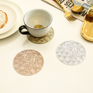 Kokospalm & golfpatroon ronde PVC-onderzetters Hittebestendige antislip tafelonderzetters Tafelornamentdecoraties - Product Image 4