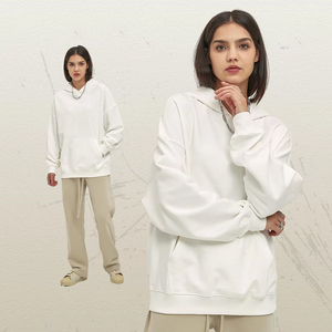 Sweat à capuche streetwear à épaules tombantes avec logo personnalisé DTG et impression numérique pour homme - Product Image 2