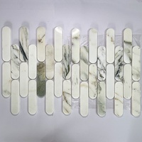 Carrelage de mosaïque en pierre naturelle ovale en marbre de Carrare de haute qualité moderne pour les carreaux de salle de bain de dosseret de cuisine pour les projets de bricolage