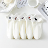 Bioserica Era Chaussettes brodées Chaussette en coton unisexe-Chaussettes en coton Street Style Crew avec logo personnalisé brodé