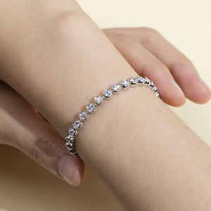 Pulsera MSR-682 de Plata 925 con Baño de Oro de 18K, Corte Brillante Redondo, Clásica para Uso Diario, con Diamantes Cultivados en Laboratorio - Product Image 4