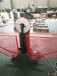 ASTM D6110 Testeur de résistance à l'<span class=keywords><strong>impact</strong></span> d'éprouvettes entaillées en plastique Testeur d'<span class=keywords><strong>impact</strong></span> Izod et Charpy 300J - Product Image 2