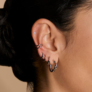 <span class=keywords><strong>Pendientes</strong></span> Gemnel Statement Jewelry de Latón con Diseño Personalizado, Hipoalergénicos, Modelo Crossover Illusion Huggies - Product Image 5